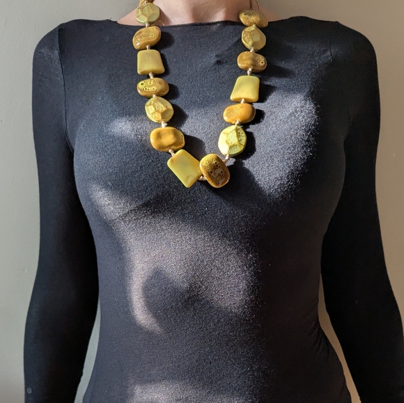 New Tan & Yellow Necklace with adjustable ribbon - Picture 3 of 16